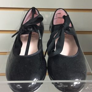 Dance shoes